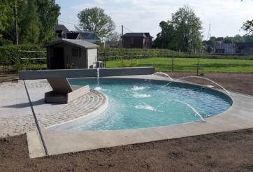 Piscine extérieure à Cornesse